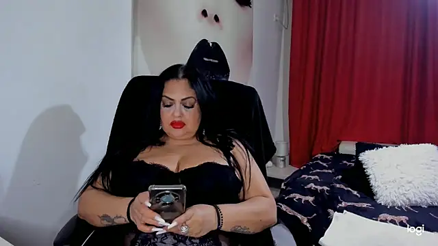 Snapshot of Brendaxx1 chatting on 01-26-25, 01:41 Brendaxx1 online show from 01-26-25, 01:41