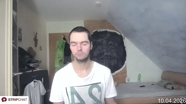 Chris23547 online show from 04-10-26, 12:43