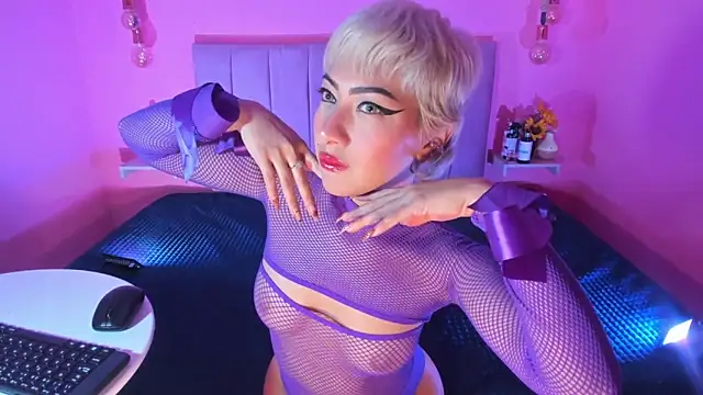 Snapshot of xGenesis_Miller_ chatting on 10-08-25, 03:20 xGenesis Miller  online show from 10-08-25, 03:20