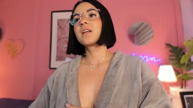 SoySaraa online show from 02-21-25, 11:11