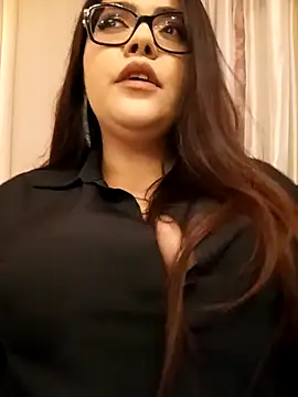 AriaRussell online show from 04-17-26, 07:28