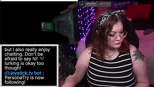 Snapshot of evamila chatting on 05-11-26, 04:04 evamila online show from 05-11-26, 04:04