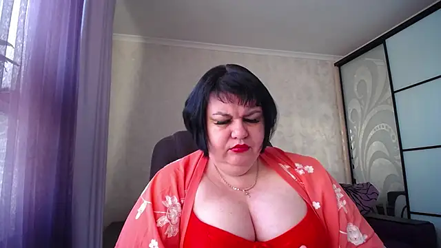 JuicyLady Di online show from 02-04-26, 06:08