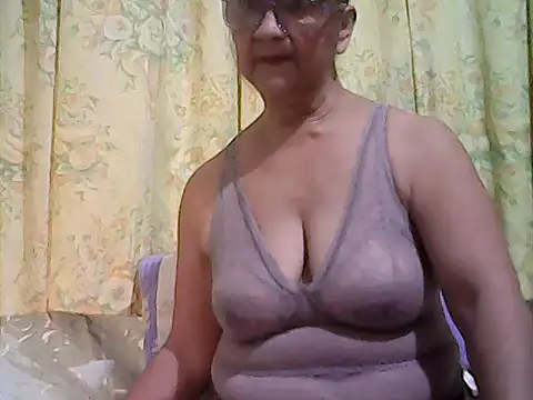 Snapshot of ScorpionLove12 chatting on 11-14-25, 05:55 ScorpionLove12 online show from 11-14-25, 05:55