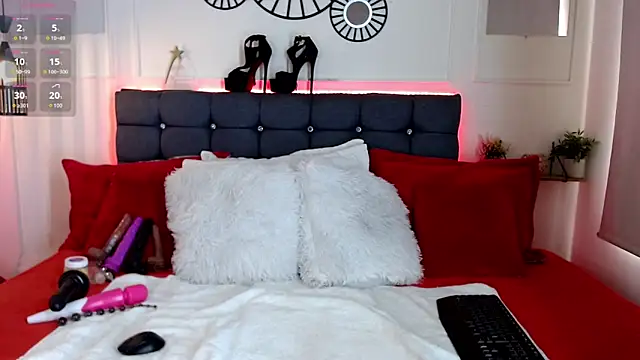 Ashley Beenson online show from 09-19-25, 01:45