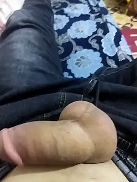 Snapshot of K-27 chatting on 02-14-26, 12:51 K-27 online show from 02-14-26, 12:51