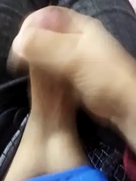 Snapshot of K-27 chatting on 02-14-26, 02:58 K-27 online show from 02-14-26, 02:58