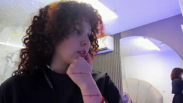 Katemoss70 online show from 10-04-25, 12:36