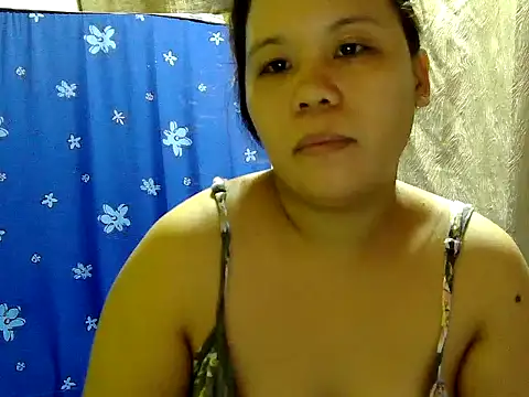 Snapshot of hotcastlexxx chatting on 06-07-26, 08:51 hotcastlexxx online show from 06-07-26, 08:51