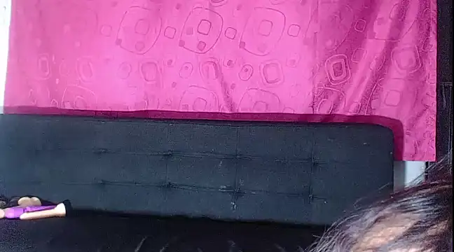 Snapshot of JulianaFoster chatting on 02-26-25, 05:31 JulianaFoster online show from 02-26-25, 05:31