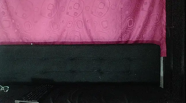 Snapshot of JulianaFoster chatting on 03-05-25, 05:18 JulianaFoster online show from 03-05-25, 05:18