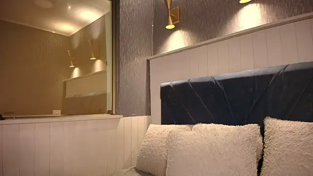 EmilyQueen3x online show from 03-02-26, 02:13