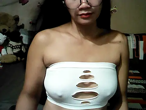 Mia Rein online show from 07-16-26, 02:01
