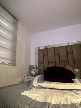 Amber Parker online show from 12-05-25, 01:42