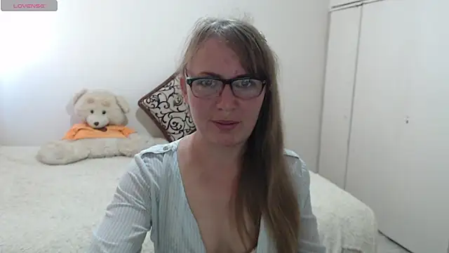 MargotLot online show from 04-29-26, 12:31