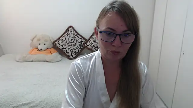 Snapshot of MargotLot chatting on 07-14-26, 11:38 MargotLot online show from 07-14-26, 11:38