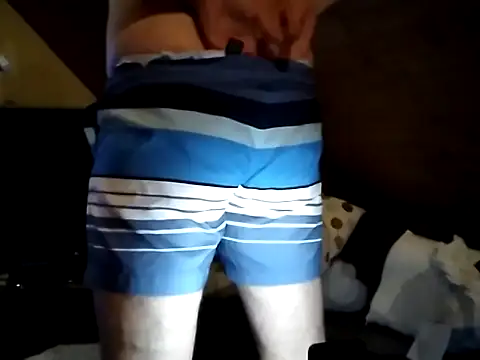 Snapshot of HornyPaul84 chatting on 10-04-25, 10:41 HornyPaul84 online show from 10-04-25, 10:41