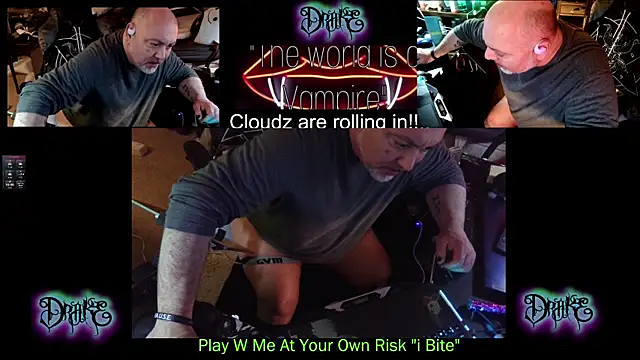 Snapshot of Drake_DVamp chatting on 09-14-25, 07:18 Drake DVamp online show from 09-14-25, 07:18