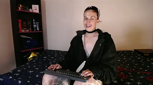 Snapshot of Cocain_Atenea chatting on 02-09-25, 04:46 Cocain Atenea online show from 02-09-25, 04:46