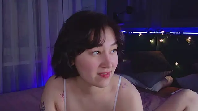 Snapshot of So_audrey chatting on 12-25-24, 05:37 So audrey online show from 12-25-24, 05:37