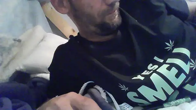 goodick4u28 online show from 12-18-25, 03:01