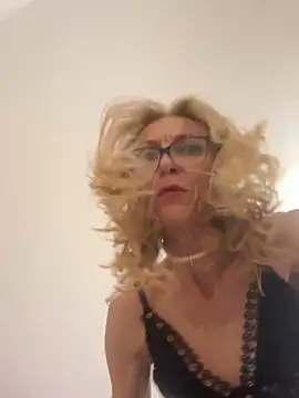 adella13 online show from 12-20-24, 02:49