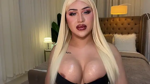 Your Majesty Tyra online show from 02-27-25, 09:32