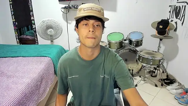 Zack falcon online show from 03-19-26, 04:27