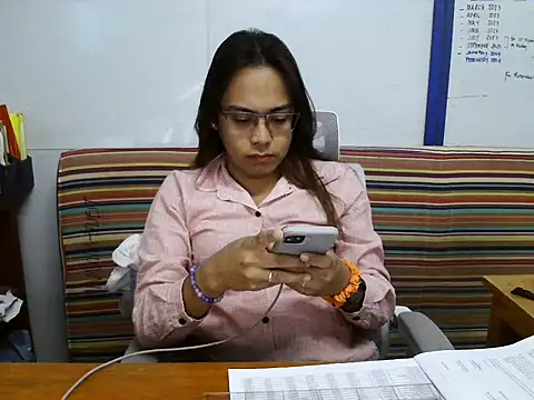 Snapshot of Your_PrettyGirlxxx chatting on 02-27-25, 05:34 Your PrettyGirlxxx online show from 02-27-25, 05:34