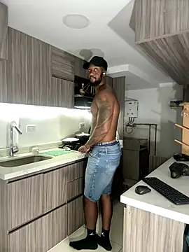 blackdrey18 online show from 10-22-25, 01:55