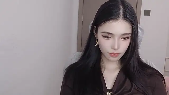 Tibbie-66 online show from 04-24-26, 10:39