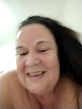 Yaya Mineira online show from 09-17-25, 10:44