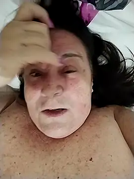 Yaya Mineira online show from 09-29-25, 09:19