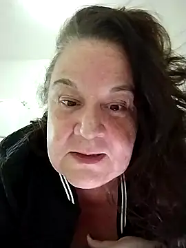 Yaya Mineira online show from 11-07-25, 10:43