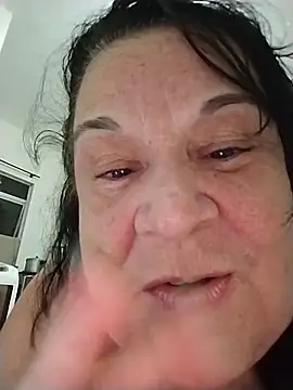 Yaya Mineira online show from 05-15-26, 11:12
