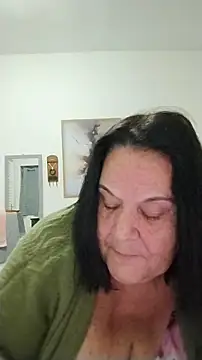 Yaya Mineira online show from 06-24-26, 09:47