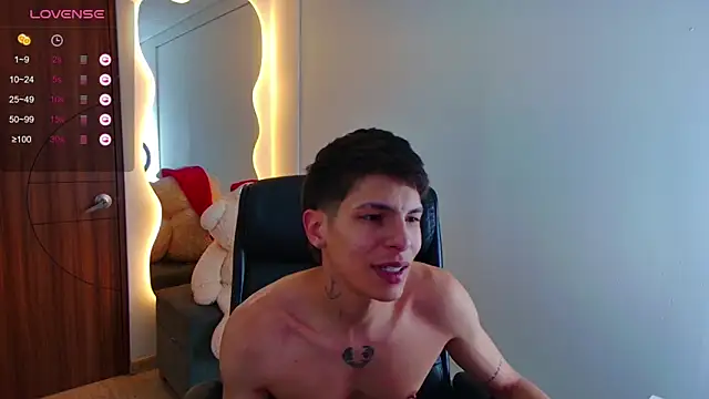 Snapshot of harrisoncuper chatting on 01-12-25, 11:26 harrisoncuper online show from 01-12-25, 11:26