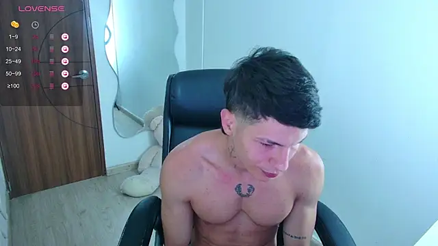 Snapshot of harrisoncuper chatting on 02-17-26, 03:03 harrisoncuper online show from 02-17-26, 03:03