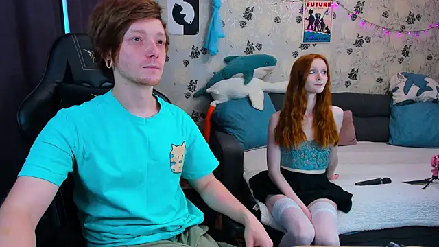 Snapshot of lakmsrrrmrrr chatting on 01-12-25, 10:45 lakmsrrrmrrr online show from 01-12-25, 10:45