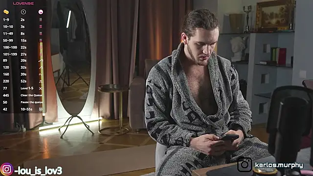 Louis Karlos online show from 11-20-25, 03:50