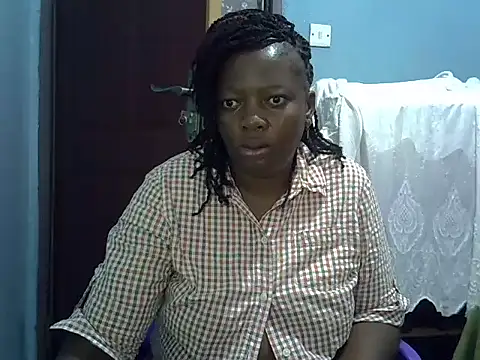 Snapshot of Ebonyceline chatting on 05-14-26, 07:15 Ebonyceline online show from 05-14-26, 07:15