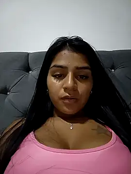 Snapshot of AnnRosse18 chatting on 01-02-25, 11:27 AnnRosse18 online show from 01-02-25, 11:27