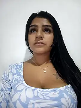Snapshot of AnnRosse18 chatting on 01-17-25, 02:39 AnnRosse18 online show from 01-17-25, 02:39