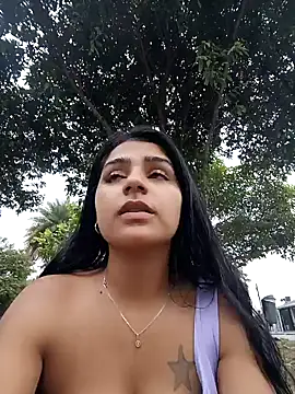 Snapshot of AnnRosse18 chatting on 01-24-25, 02:30 AnnRosse18 online show from 01-24-25, 02:30