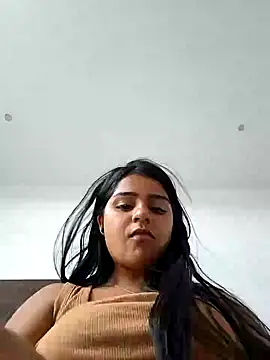 Snapshot of AnnRosse18 chatting on 03-09-25, 06:21 AnnRosse18 online show from 03-09-25, 06:21