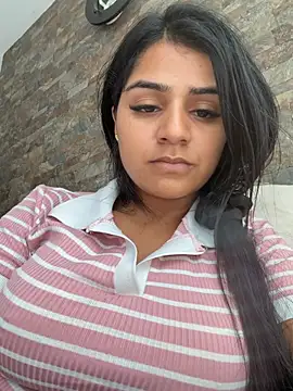 Snapshot of AnnRosse18 chatting on 05-14-26, 06:26 AnnRosse18 online show from 05-14-26, 06:26