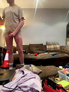 londonfuckwhore1 online show from 10-28-25, 03:43