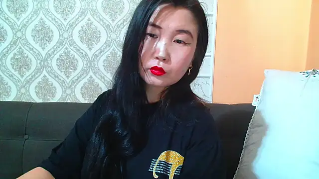 Snapshot of Bet_Lu chatting on 02-04-25, 04:48 Bet Lu online show from 02-04-25, 04:48