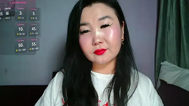 Snapshot of Bet_Lu chatting on 04-19-26, 05:34 Bet Lu online show from 04-19-26, 05:34