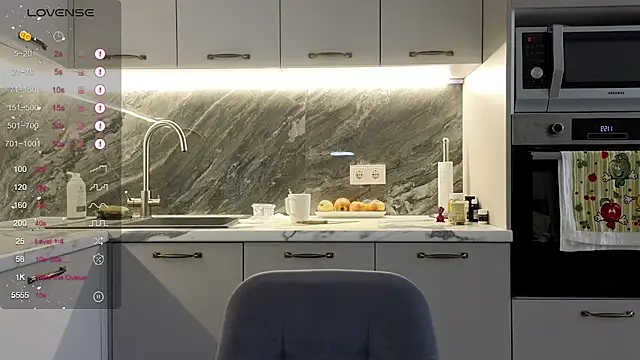 Alice Wonders online show from 04-24-26, 07:00